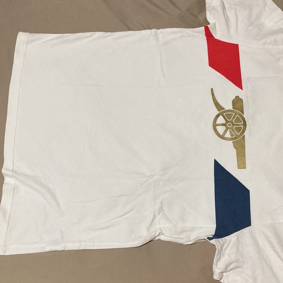 Arsenal shirt, Small - Picture 2 of 5